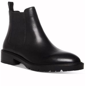 Steve Madden Leopold Chelsea Booties size 8